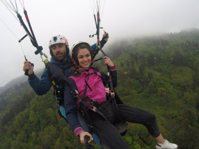 paragliding in gonio